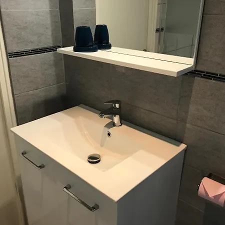 Vendome 아파트 비시